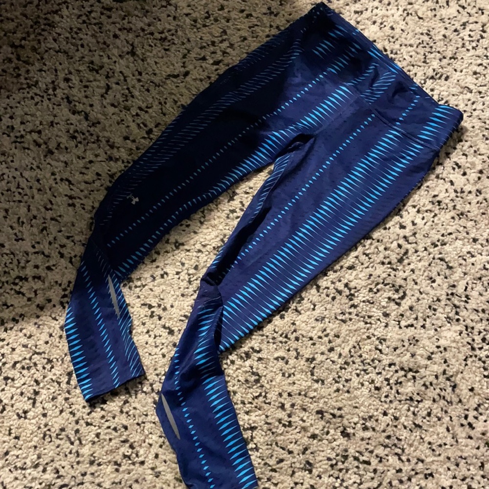 Never worn Under-armor leggings